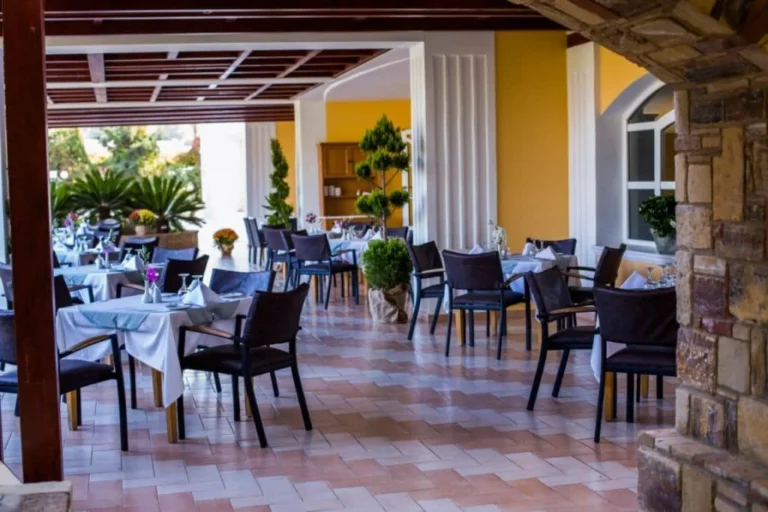 GeorgeBouzakis1 267 1024x683 1 1 768x512